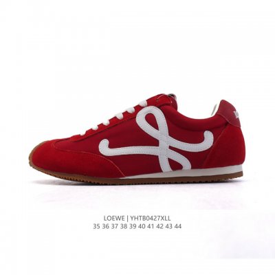 公司级 Loewe 罗意威 Ballet Runner 皮革织物拼接 简约圆头 系带 低帮 运动休闲鞋这双鞋是Loewe新发布的Ballet Runner ，被