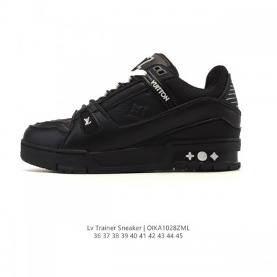 公司级 头层皮带芯片 路易威登 Louis Vuitton Lv路易威登板鞋 时尚运动鞋潮厚底增高男女鞋。舒适防滑底和百搭性霸屏整个时尚娱乐圈，细节调整完美主义