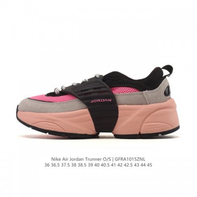 新品公司级 耐克 Nike Jordan Trunner O S 运动篮球鞋，是 耐克旗下 Jordan Brand 推出的复古跑鞋，以 90 年代田径鞋为灵感