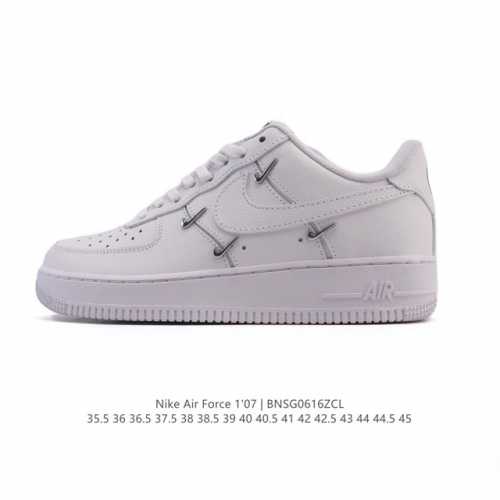 头层皮 耐克 Nike Air Force 1 '07 Low 2025新年新款 空军一号含气垫 小白鞋 金属√勾低帮百搭厚底增高休闲运动板鞋。柔软、弹性十足的