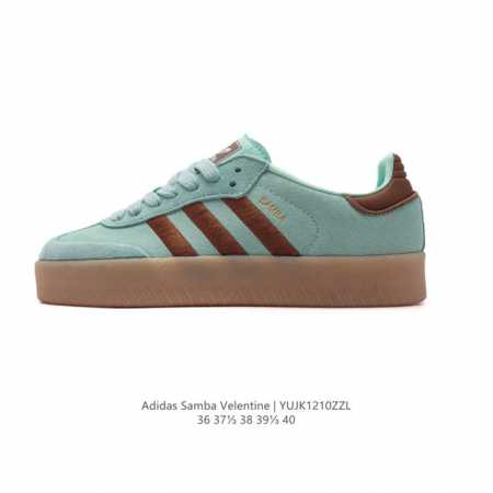 Adidas 阿迪达斯 女款运动鞋 三叶草Samba Velentine 休闲鞋 德训鞋 复古板鞋经典运动鞋。一款阿迪达斯的Samba面包鞋，该鞋具有厚实的用料 - 点击图像关闭