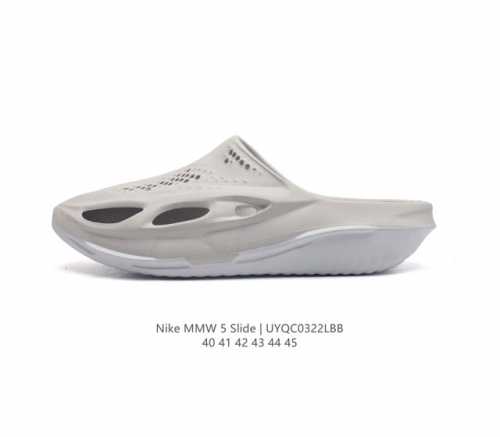 耐克 视觉先锋 Nike Mmw 5 Slide 男子拖鞋 一双来自未来的拖鞋 Mmw X Nike合作系列的第四款鞋 Mmw Nike 005 Slide 具