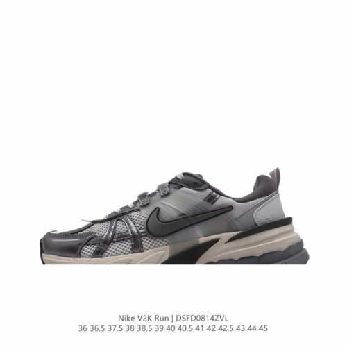 nike 耐克 V2K Run 减震防滑 复古低帮运动跑步鞋 超火复古跑鞋，采用太空革组合呼吸网眼布鞋面材质，搭载正确4层组合底模，嵌入tpu加固稳定模块,双层