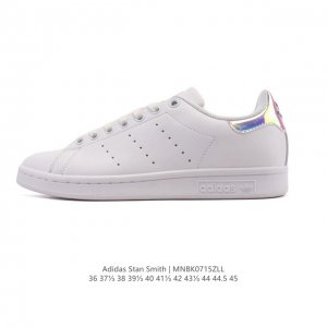 真标 阿迪达斯 Adidas 经典Y运动板鞋 新版本 Adidas Originals Stan Smith 厚底增高小白鞋！脚感新升级！整双鞋依旧是传统的低帮