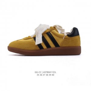 新品公司级 Gg Cc 女鞋 德训鞋 经典休闲运动鞋奢侈品百搭板鞋，阿迪达斯同款德训鞋 T字头 珍珠蝴蝶结不挑衣服穿，也不挑包，随便搭。它穿上脚超级舒服，很软。