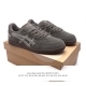 Asics 亚瑟士 Skyhand Og 休闲鞋复古舒适 防滑耐磨 低帮 板鞋 男女同款。Asics Skyhand Og 于今年 6 月初与哥本哈根的 Hay