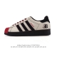 公司级 阿迪达斯 Adidas Superstar 2025年新款鞋子 蛇年新款经典贝壳头系列 新款休闲板鞋潮流男女士运动鞋。鞋面柔软皮革拼接材质 标志性的贝壳