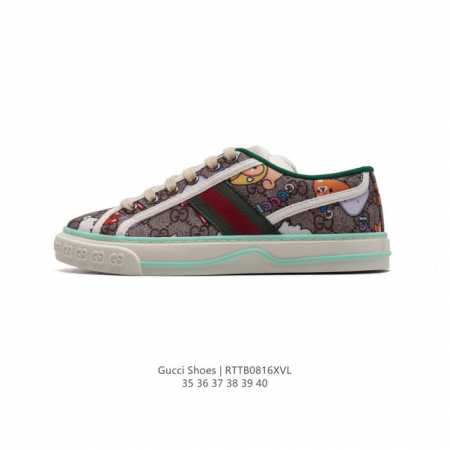 Gucci 古驰奢侈品女运动鞋休闲鞋子 经典耐穿复古感满满的gucci满印板鞋 生胶底 经典爆款。经典款的鞋子是最适合用来搭配的，不管是出街还是约会都很不错哦。 - 点击图像关闭