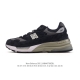 降价原价 元 公司级 新百伦New Balance 992 复古风格简约经典舒适百搭时尚休闲鞋缓震透气跑步鞋。鞋面采用猪皮革与织物相结合，尼龙网布在拼接工序上极