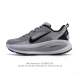 耐克 Nike Vomero 18 厚底增高老爹运动跑步鞋 全新 Vomero 提供比以往更多的緩衝效能以及該系列有史以來最高的鞋底高度 結合 Nike 的 Z