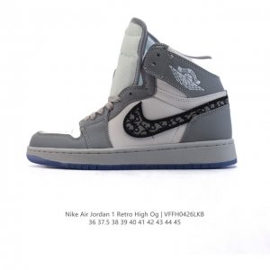 公司级 耐克 乔丹 Dior X Air Jordan 1 High Og “迪奥联名”Aj1高邦 高帮休闲运动篮球鞋 ，35周年限量款全新联名鞋款选择了Air