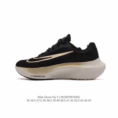 耐克 Nike Zoom Fly 5 运动鞋男女士公路跑鞋竞速跑步鞋厚底增高老爹鞋。采用耐用的设计，不仅可以部署在您最喜欢的比赛的起跑线上，还可以部署在征服后的