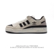 Adidas 阿迪达斯 Forum 84 Low Shoes 饰有摩登细节的forum 经典板鞋运动鞋休闲篮球运动板鞋。当adidas Forum篮球鞋初次登上