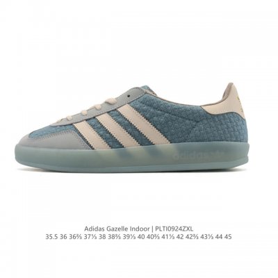 阿迪达斯 Adidas Originals Gazelle Indoor复古三叶草防滑透明橡胶板鞋经典运动鞋。这款经典鞋,忠于原版设计,缀撞色三条纹和鞋跟饰片。