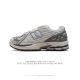 公司级 新百伦 New Balance M 6系列 复古运动鞋单品宝藏老爹鞋款。作为Nb最经典的档案鞋型之一，与2002一样， 6有着Nb最成熟的技术加持和复古