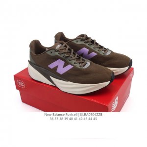 新百伦 New Balance Nb 男女鞋Rc Elite系列Mfcxlk4马拉松专业竞速碳板跑步鞋。搭载全新升级的全脚掌，Fuelcell科技中底，其优秀的