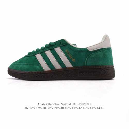 公司级 阿迪达斯 Adidas Handball Spezial 低帮三叶草学院风复古休闲板鞋 德训鞋 橡胶底柔软皮革经典运动鞋板鞋。圆头、缝合拼接设计、正面绑