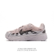 新配色 耐克 Nike 女子休闲运动鞋p-6000Premium 轻便舒适透气防滑缓震耐磨跑步鞋。P-6000 是一款植根于 2000 年代风格的混合款式，让人