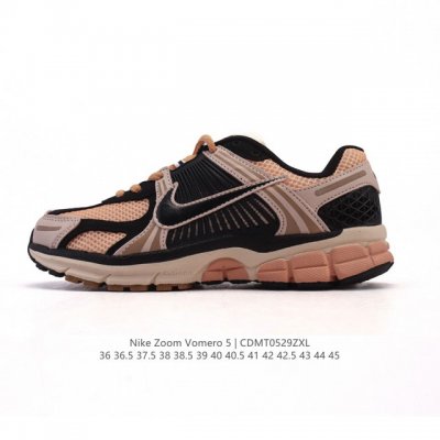 真标 耐克 Nike 耐克夏季 Zoom Vomero 5 运动鞋休闲训练跑步鞋。Nike Zoom Vomero 5 男女子运动鞋妥帖包覆足部，提供透气支撑效