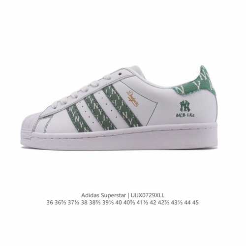 公司级 阿迪达斯 Adidas Superstar 2025年新款鞋子 蛇年新款经典贝壳头系列 新款休闲板鞋潮流男女士运动鞋。鞋面柔软帆布拼接材质 标志性的贝壳