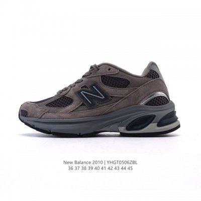 公司级 新百伦 New Balance2010秋冬英产做旧鞋款运动鞋 厚底增高老爹鞋。此复刻经典鞋款，加入当下大热的户外元素，以曾经篮球鞋款型式样加以打造鞋款造