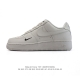 160 耐克 Nike Air Force 1 '07 Low 空军一号含气垫 小白鞋 低帮百搭厚底增高休闲运动板鞋。柔软、弹性十足的缓震性能和出色的中底设计，