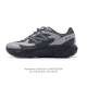 新百伦 New Balance Fresh Foam X 1080 V14 男女同款舒适缓冲跑步运动鞋。这款鞋将可靠的舒适性和高性能相结合，为日常穿着和比赛日提