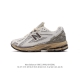 公司级 新百伦 New Balance M 6系列 复古运动鞋单品宝藏老爹鞋款。作为nb最经典的档案鞋型之一，与2002一样， 6有着nb最成熟的技术加持和复古