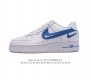 特价 耐克 Nike Air Force 1 '07 Low 空军一号含气垫 低帮百搭厚底增高休闲运动板鞋。柔软、弹性十足的缓震性能和出色的中底设计，横跨复古与