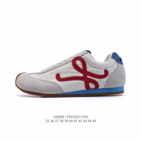 310 【新品公司级】Loewe/罗意威 Ballet Runner 皮革 简约圆头 系带 低帮板鞋 运动休闲鞋这双鞋是Loewe新发布的Ballet Runn