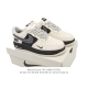耐克 Nike Air Force 1 '07 Low 空军一号含气垫 低帮小白鞋 百搭厚底增高休闲运动板鞋。柔软、弹性十足的缓震性能和出色的中底设计，横跨复古