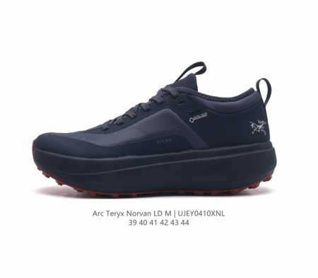 始祖鸟 Arc'Teryx Norvan Ld 户外越野鞋，集顶尖于大成的户外鞋 长距离王者 每一颗越野的心都有着与之契合的norvan鸟鞋。Norvan Ld - 点击图像关闭
