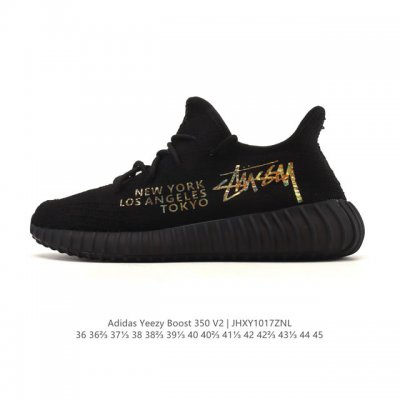 Adidas 阿迪达斯 Yeezy Boost 350 V2 椰子 爆米花 休闲透气缓震舒适 百搭轻便中底慢跑鞋 椰子鞋经典运动鞋中性跑鞋，是Adidas Ye