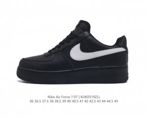 耐克nike Air Force 1 Low 空军一号 Af1 低帮百搭休闲运动板鞋 柔软 弹性十足的缓震性能和出色的中底设计 横跨复古与现代的外型结合 造就出