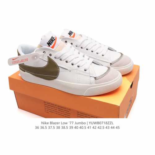 耐克 Nike Blazer Low '77 Jumbo 运动鞋，抓地板鞋，革新重塑经典街头人气鞋款，采用人气传统外观，巧搭大号耐克勾勾设计和宽大鞋带。柔软泡绵