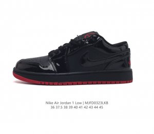 耐克 乔丹air Jordan 1 Low Aj1 乔1 乔丹1代aj1 低帮复古文化休闲运动篮球鞋 该鞋款从 19 年元年款汲取设计灵感 焕新演绎简约经典外观