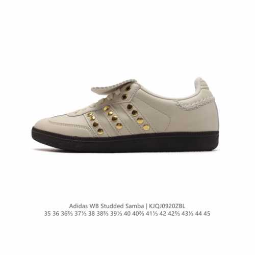 公司级 阿迪达斯 Adidas Samba新款 德训鞋 时尚休闲运动板鞋- Wales Bonner 的 Adidas Samba “Studded”亮相，Ad