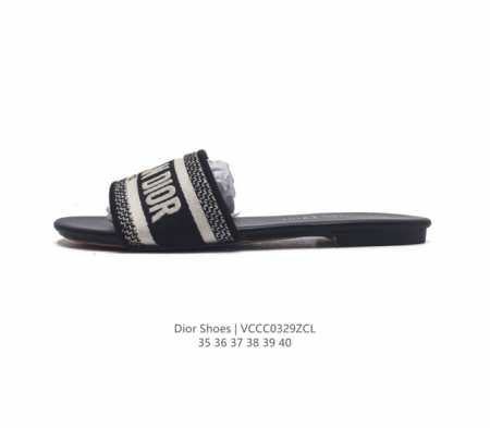 Dior 专柜同步系列最新爆款拖鞋dior 迪奥dway系列女士平底复古 限量款 字母刺绣logo拖鞋露趾凉拖鞋 全新dior新款提花刺绣凉拖鞋全新升级 柜新色 - 点击图像关闭