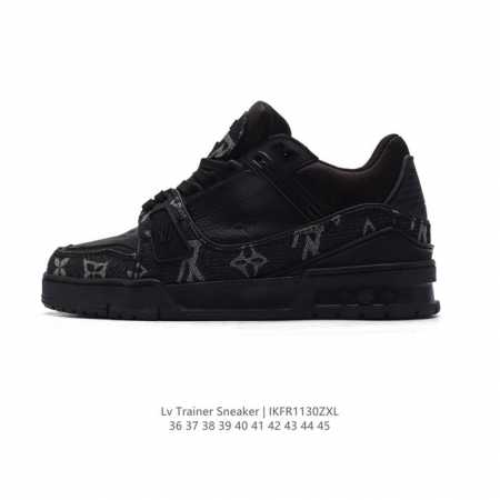 路易威登 Louis Vuitton Lv路易威登板鞋 时尚运动鞋 潮厚底增高鞋 。舒适防滑底和百搭性霸屏整个时尚娱乐圈，细节调整完美主义！采用柔软皮革鞋面，独 - 点击图像关闭