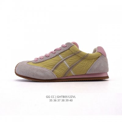 新品公司级 Gg Cc 女鞋 德训鞋 经典休闲运动鞋奢侈品百搭板鞋 公主鞋，不挑衣服穿，也不挑包，随便搭。它穿上脚超级舒服，很软。鞋面采用的专门定制的小牛皮透气