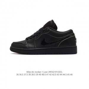 头层皮 耐克 乔丹air Jordan 1 Low Aj1 乔1 乔丹1代aj1 低帮复古文化休闲运动篮球鞋。从1985 年面世的元年款汲取设计灵感，采用简洁大