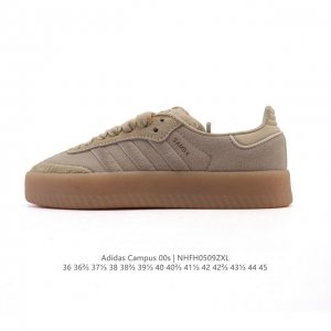 adidas 阿迪达斯 男女款运动鞋 三叶草Samba Velentine 休闲鞋 德训鞋 复古板鞋经典运动鞋。一款阿迪达斯的Samba面包鞋，该鞋具有厚实的用