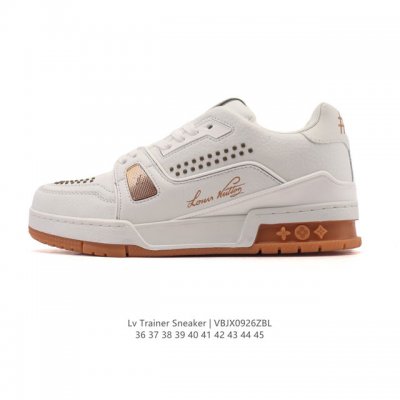 公司级 路易威登 Louis Vuitton Lv路易威登板鞋 时尚运动鞋潮厚底增高男女鞋。舒适防滑底和百搭性霸屏整个时尚娱乐圈，细节调整完美主义！采用柔软皮革