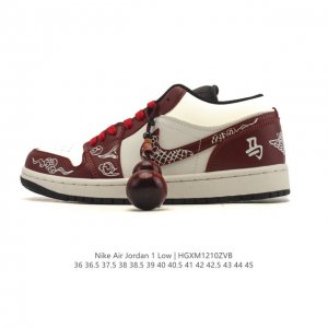 耐克 乔丹Air Jordan 1 Low Aj1 乔1 乔丹1代Aj1 低帮复古文化休闲运动篮球鞋。该鞋款从 1985 年元年款汲取设计灵感，焕新演绎简约经典