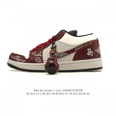 耐克 乔丹Air Jordan 1 Low Aj1 乔1 乔丹1代Aj1 低帮复古文化休闲运动篮球鞋。该鞋款从 1985 年元年款汲取设计灵感，焕新演绎简约经典