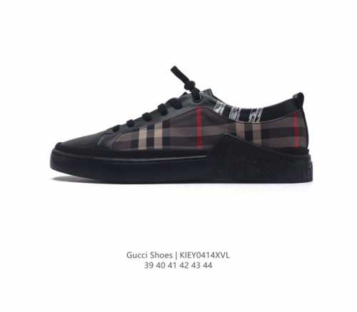 Gucci古驰2024新品 潮款休闲男士高帮靴 英伦风 原单鞋面复刻 超显档次！原厂特供橡胶底，版型简单大方 鞋面精片经过人工精心设计 鞋型饱满，立体感十足 超