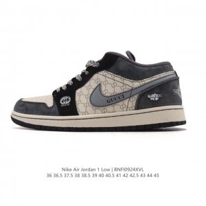 公司级 耐克 乔丹Air Jordan 1 Low Aj1 乔1 乔丹1代Aj1 低帮复古文化休闲运动篮球鞋。该鞋款从 1985 年元年款汲取设计灵感，焕新演绎