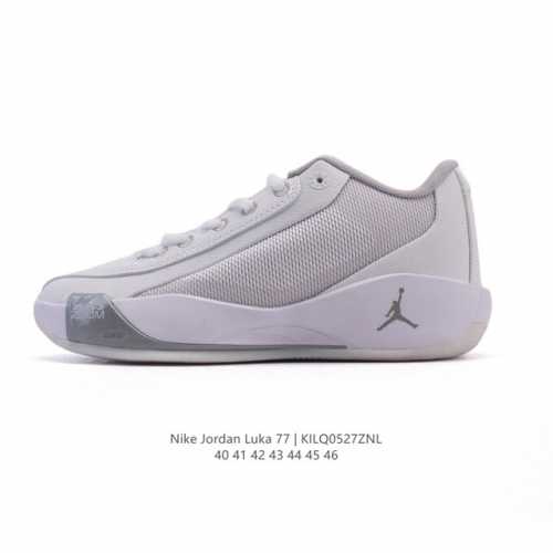 新品 耐克 Nike 2025年男子Jordan Luka .77 pf 运动篮球鞋 Hf0819-101 40 配置方面 鞋面采用高耐磨网布搭配全掌橡胶外底