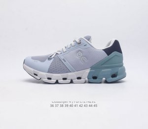 On昂跑有史以来最多cloud模块 全新cloudflow 4 0 老爹鞋潮男女同款运动鞋 震撼上线 再一次刷新快感 On昂跑经典cloudflow系列速度型跑