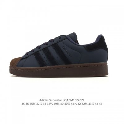阿迪达斯 Adidas Superstar 2025年新款鞋子 经典贝壳头系列 新款休闲板鞋潮流男女士运动鞋 。鞋面皮革拼接材质 标志性的贝壳鞋头，简约的线条。